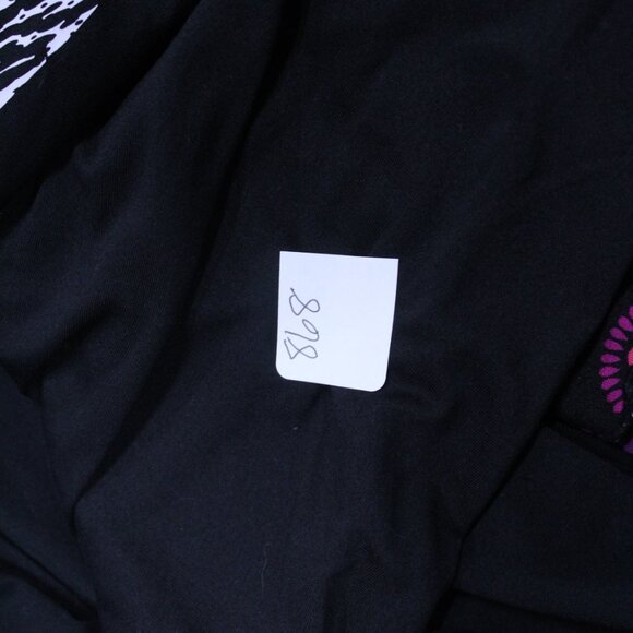 Nike Black Tee with White Swoosh - Picture 7 of 8